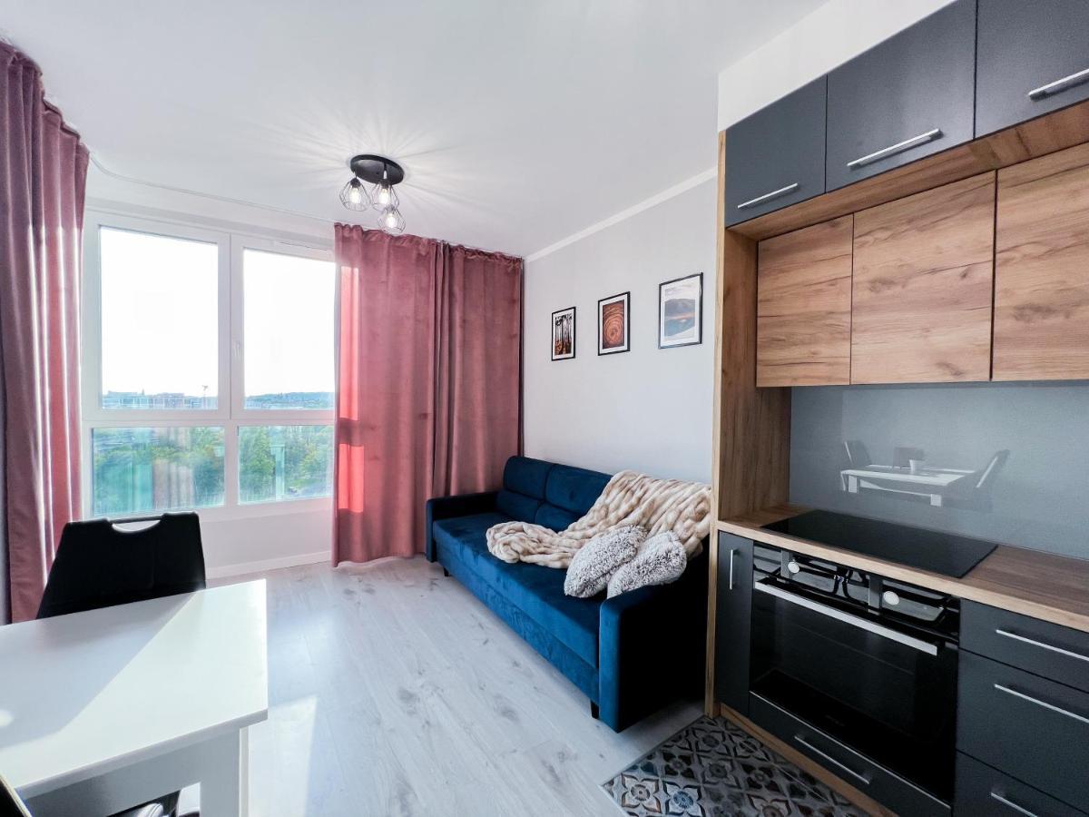 12 Floor Mogilska Tower Apartment Красков Екстериор снимка